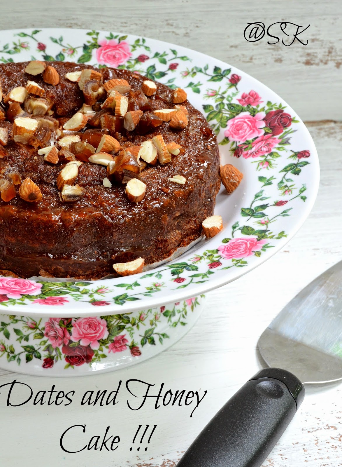 Savitha's Kitchen Arabic Dates and Honey Cake Soft and goey cake for