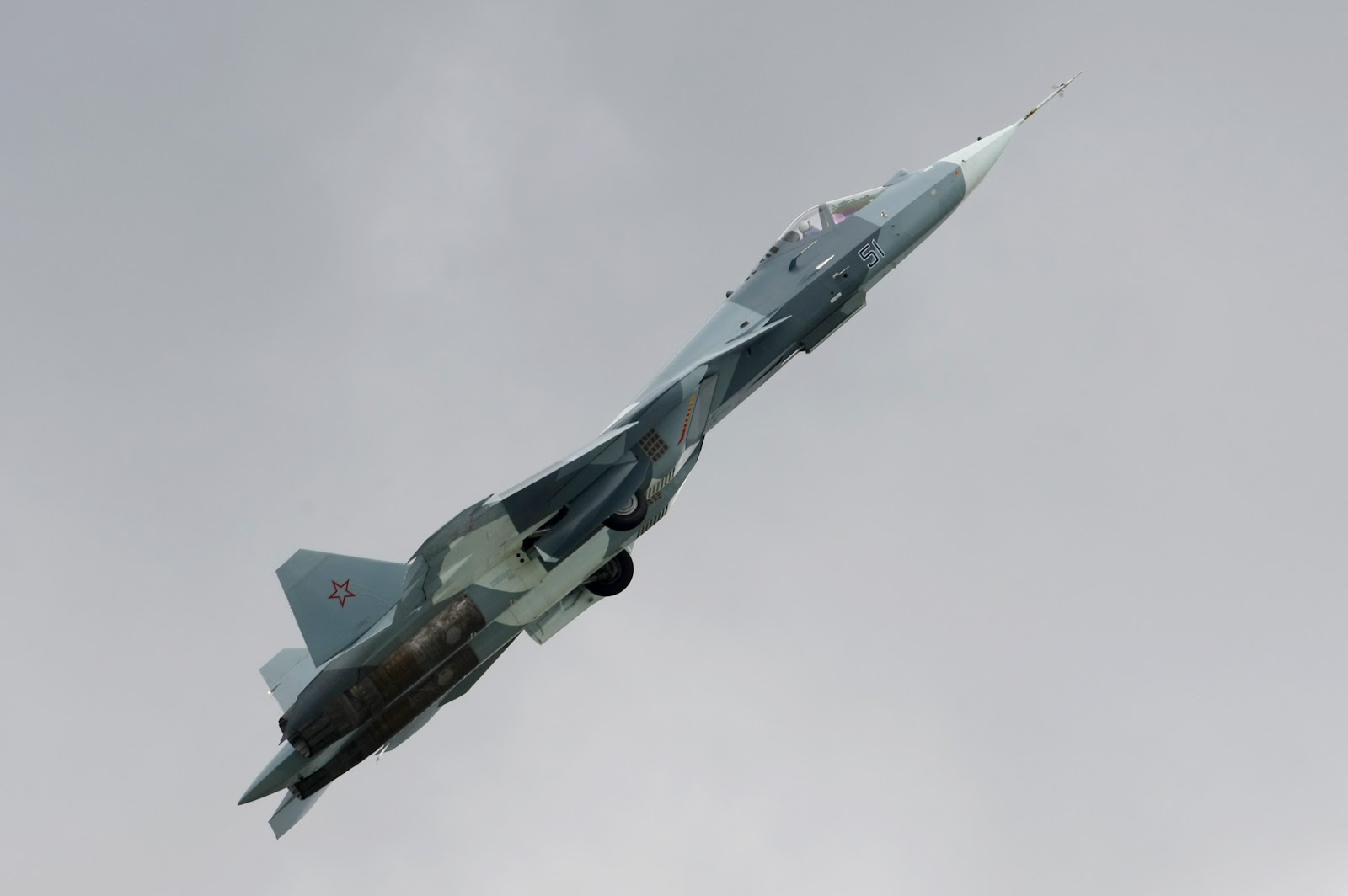 http://4.bp.blogspot.com/-wi9VJvI8S80/T4i1lCNdD3I/AAAAAAAAH5E/xQ1tN0ZzPdY/s1600/sukhoi_pakfa_t50.jpg