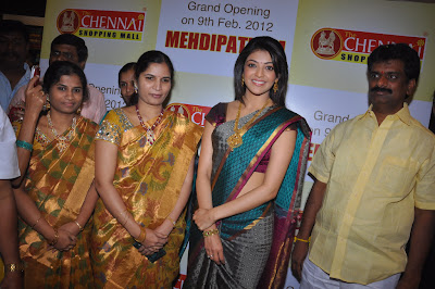 kajal agarwal in saree at chennai shopping mall launch actress pics