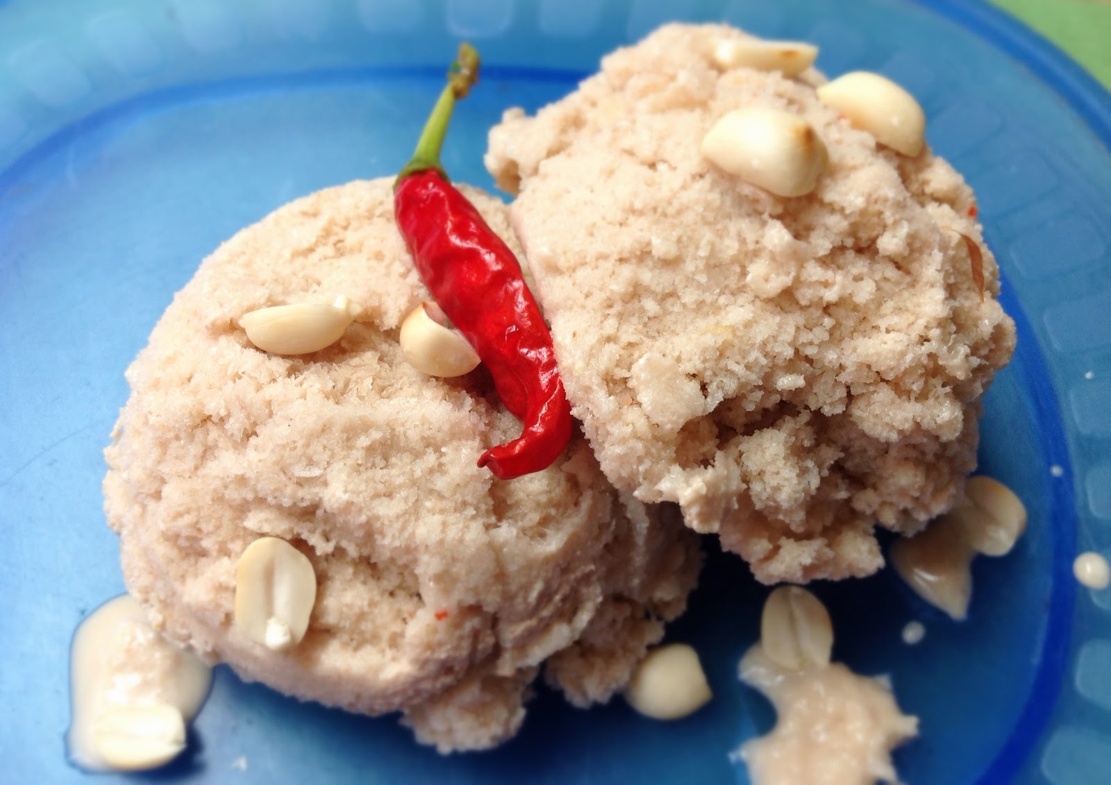 *Veganosaurus* Spicy Peanut Sauce Ice Cream Vegan MoFo 2014 Day 4