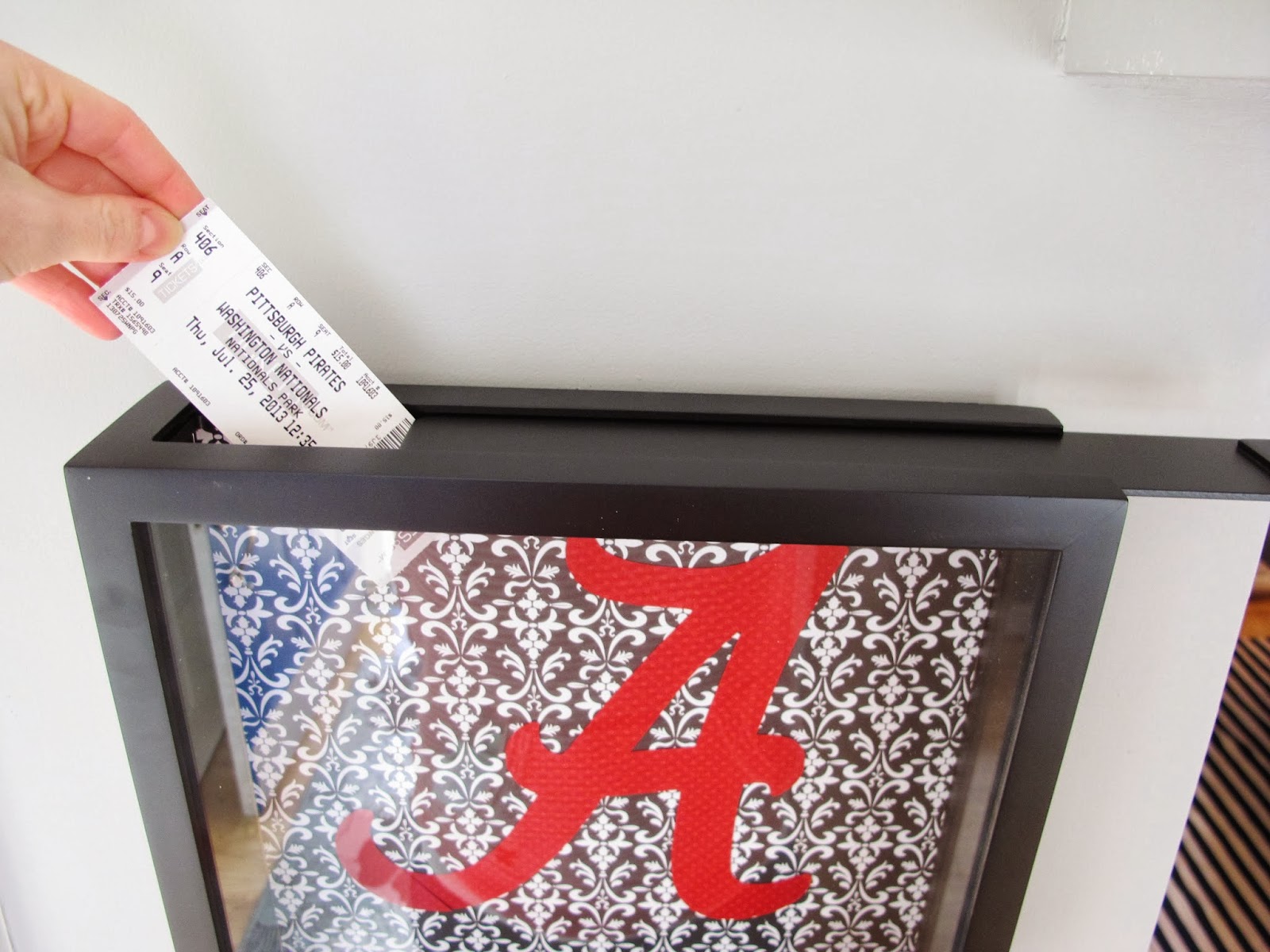 BonnieProjects Gift Idea Easy Ticket Stub Frame