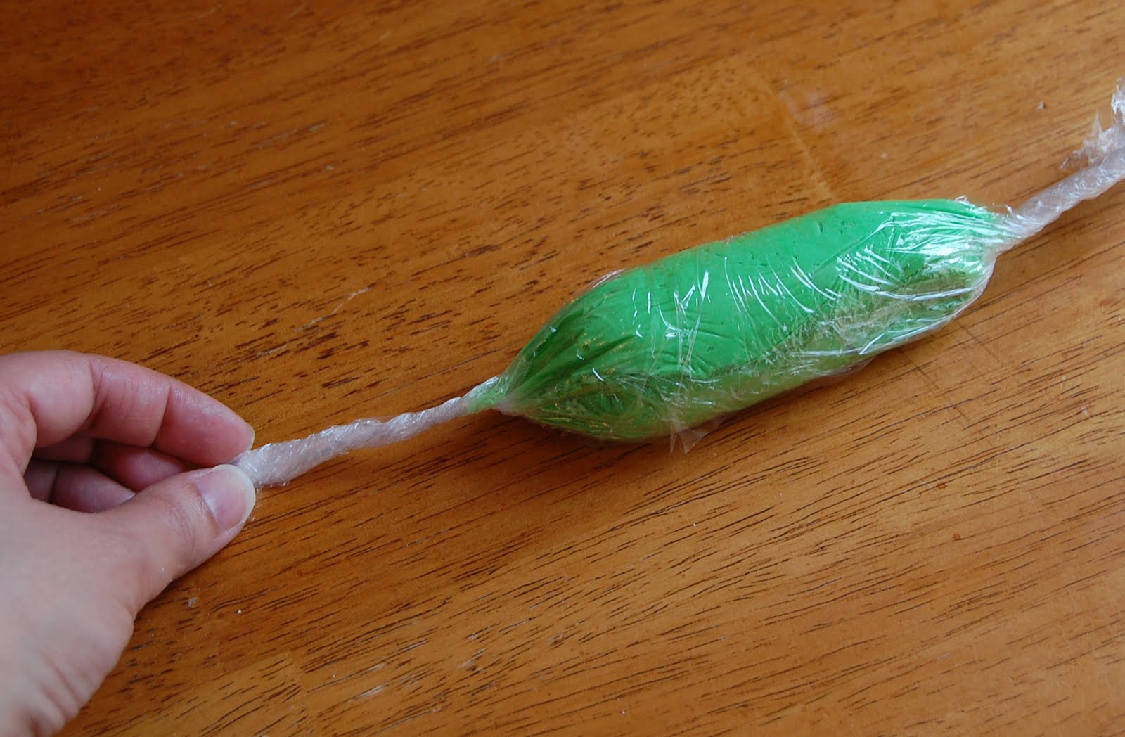 Chef Mommy Tip The Best Tip EVER for filling a pastry bag!!