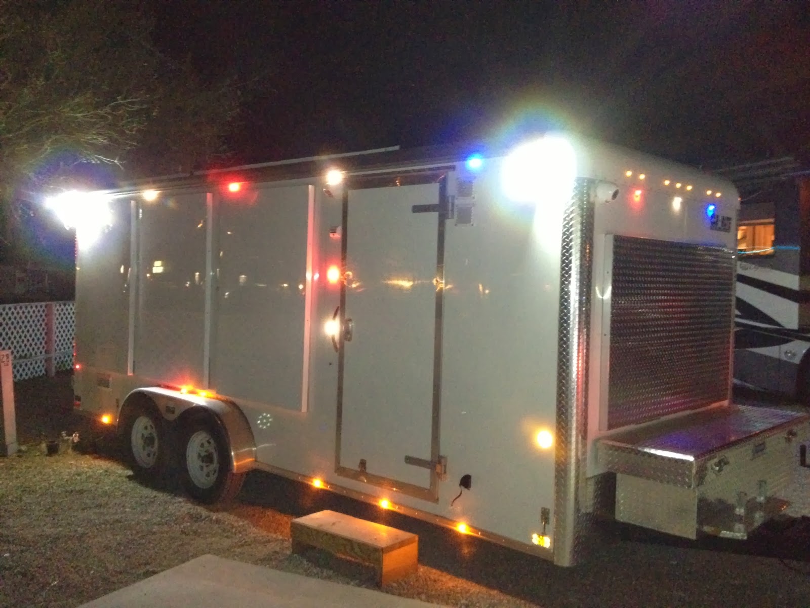 2013 CarMate 100 Solar Heated and Cooled Over The Top