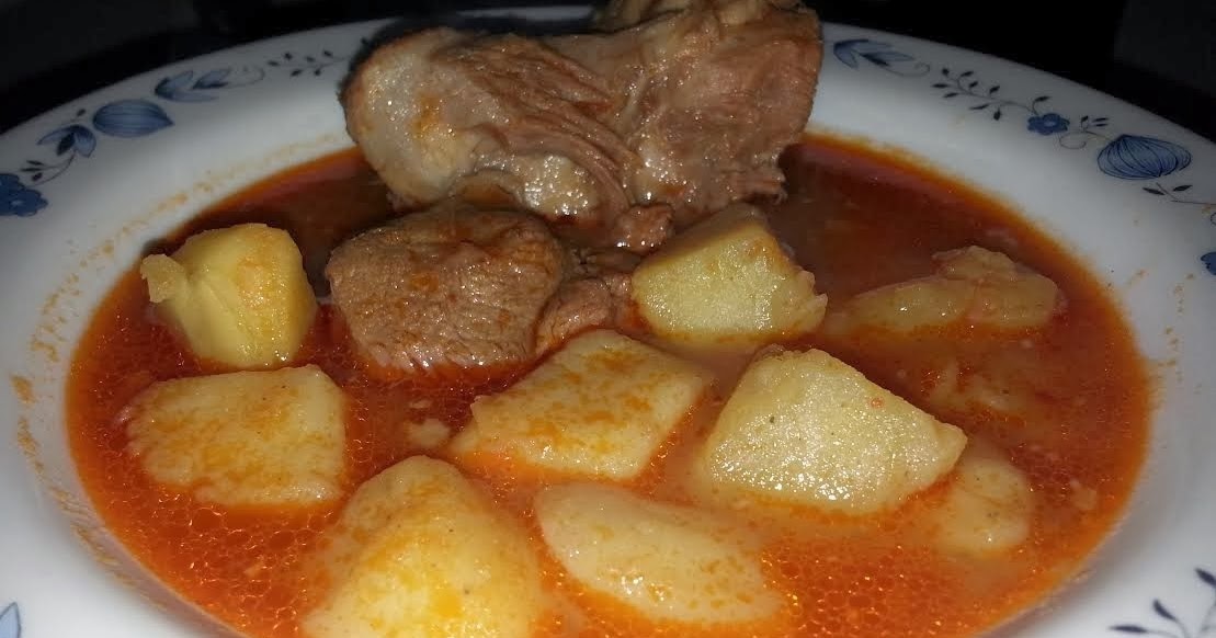 Kadın Masalları Kuzu Etli Patates Yemeği