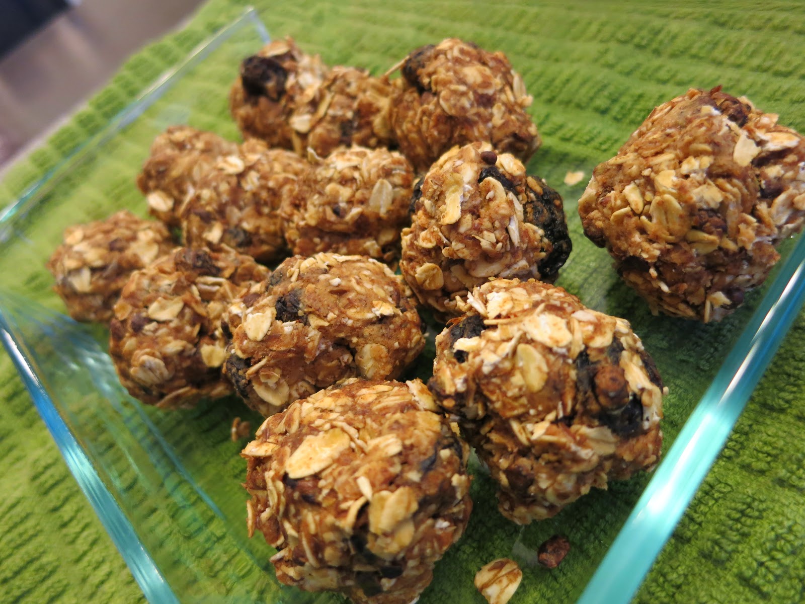 The Healthy Sooner 10K + Cinnamon Raisin Energy Balls