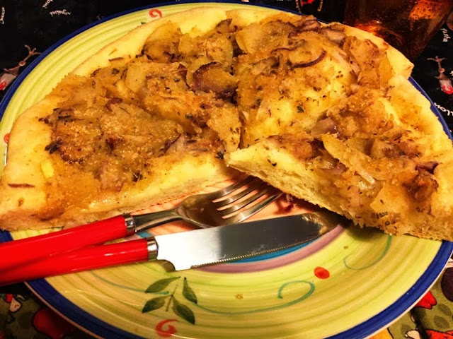 la pizza con le patate nel fornetto estense