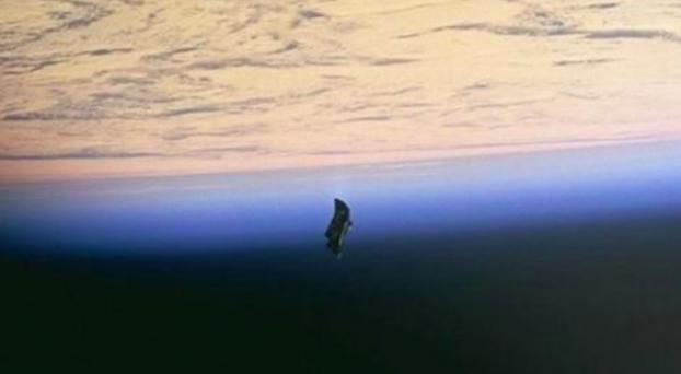 NASA borra fotos de OVNI's de su propia web NASAescombro