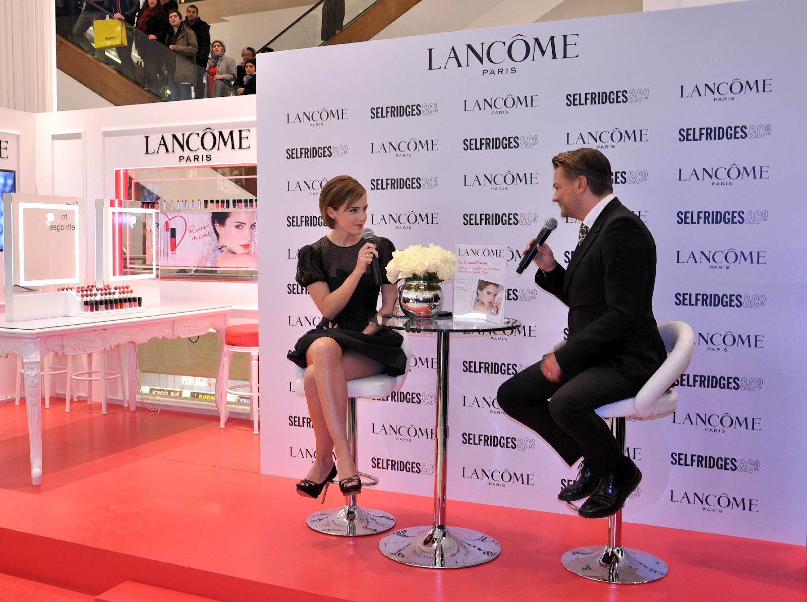 http://4.bp.blogspot.com/-wofOPJgYw0E/T9Pi0clREbI/AAAAAAAABlI/1xfPWgdmUuk/s1600/lancomeq_a-001.jpg
