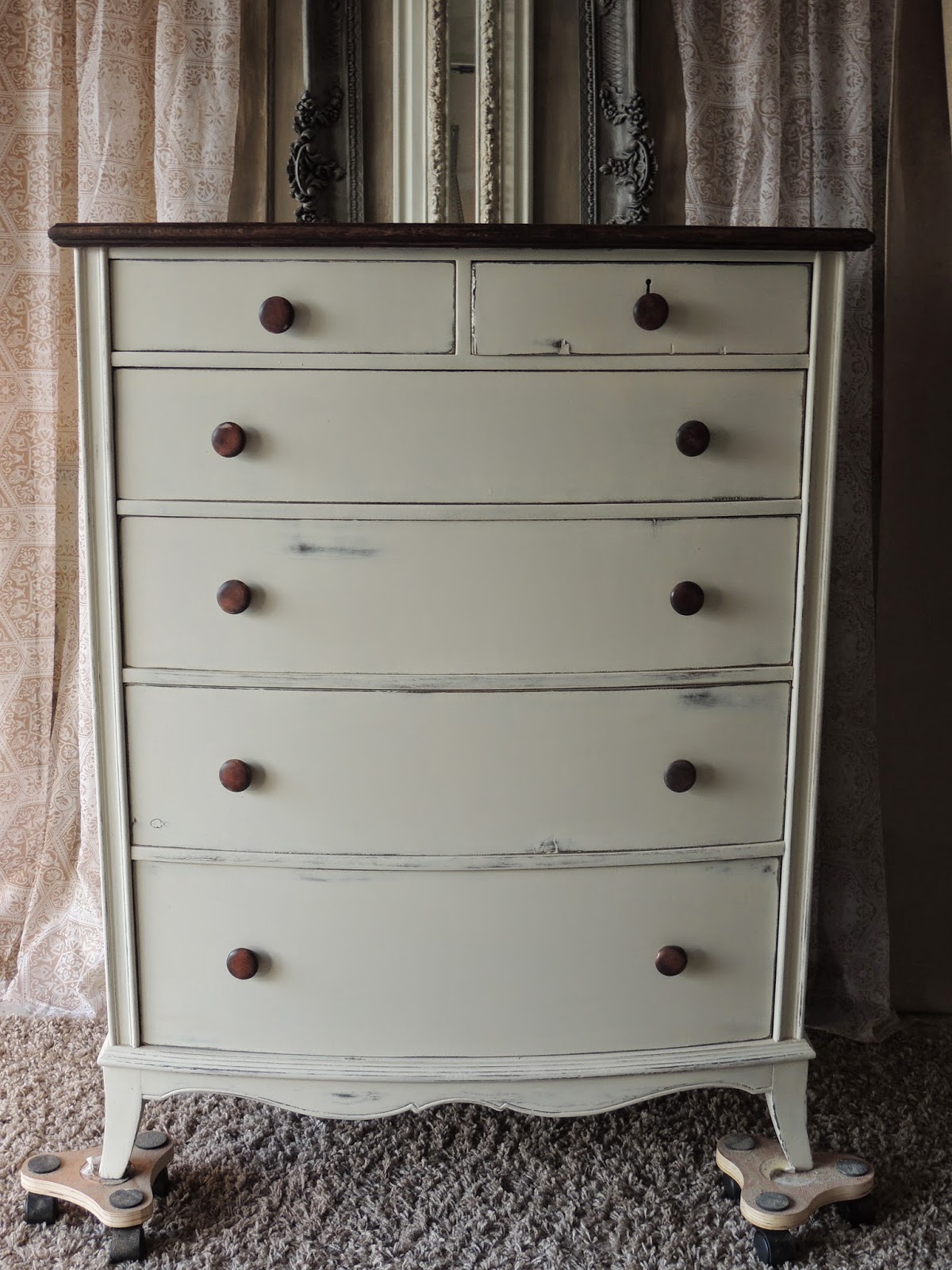 cream chalk painted dresser cream chalk painted dresser