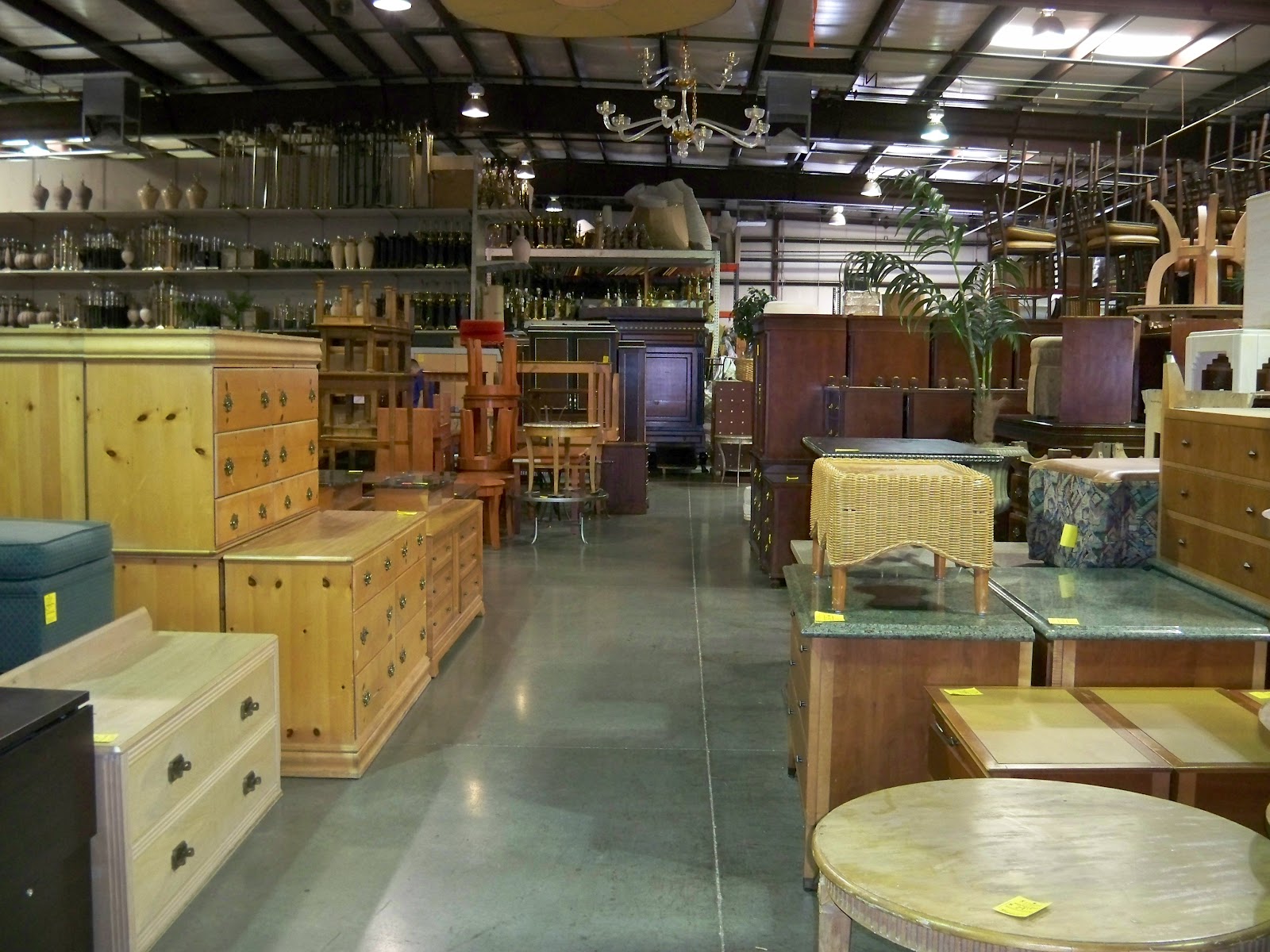 A Stroll Thru Life More Fabulous ShoppingFurniture Overload