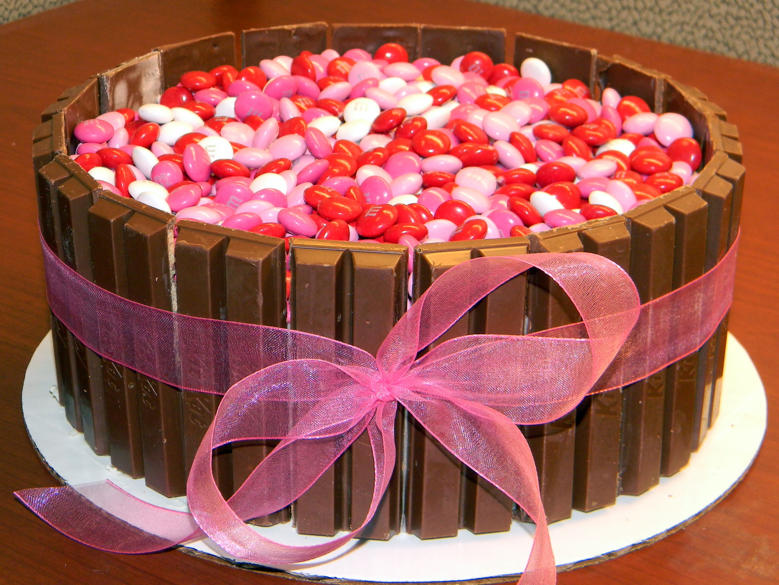 Dolce by Dana: Kit Kat Cake
