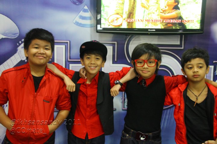 Fiany Intan Vandini Lirik Lagu Eeeaa Coboy Junior Coboyjr