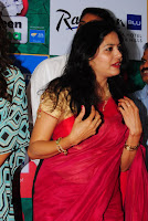 Singer Sunitha hot photos in saree Singer Sunitha hot photos in saree