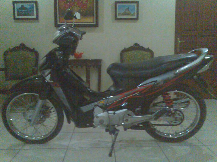 Modifikasi Striping Jupiter Mx 2008 Modifikasi Striping Jupiter Mx 2008