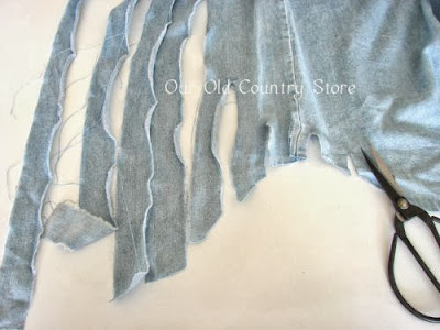 THE COUNTRY FARM HOME: A Wonderful Farm Dress Find, A Potpourri of