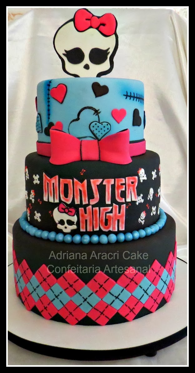 Bolo Decorado Monster High 3 Bolos Decorados