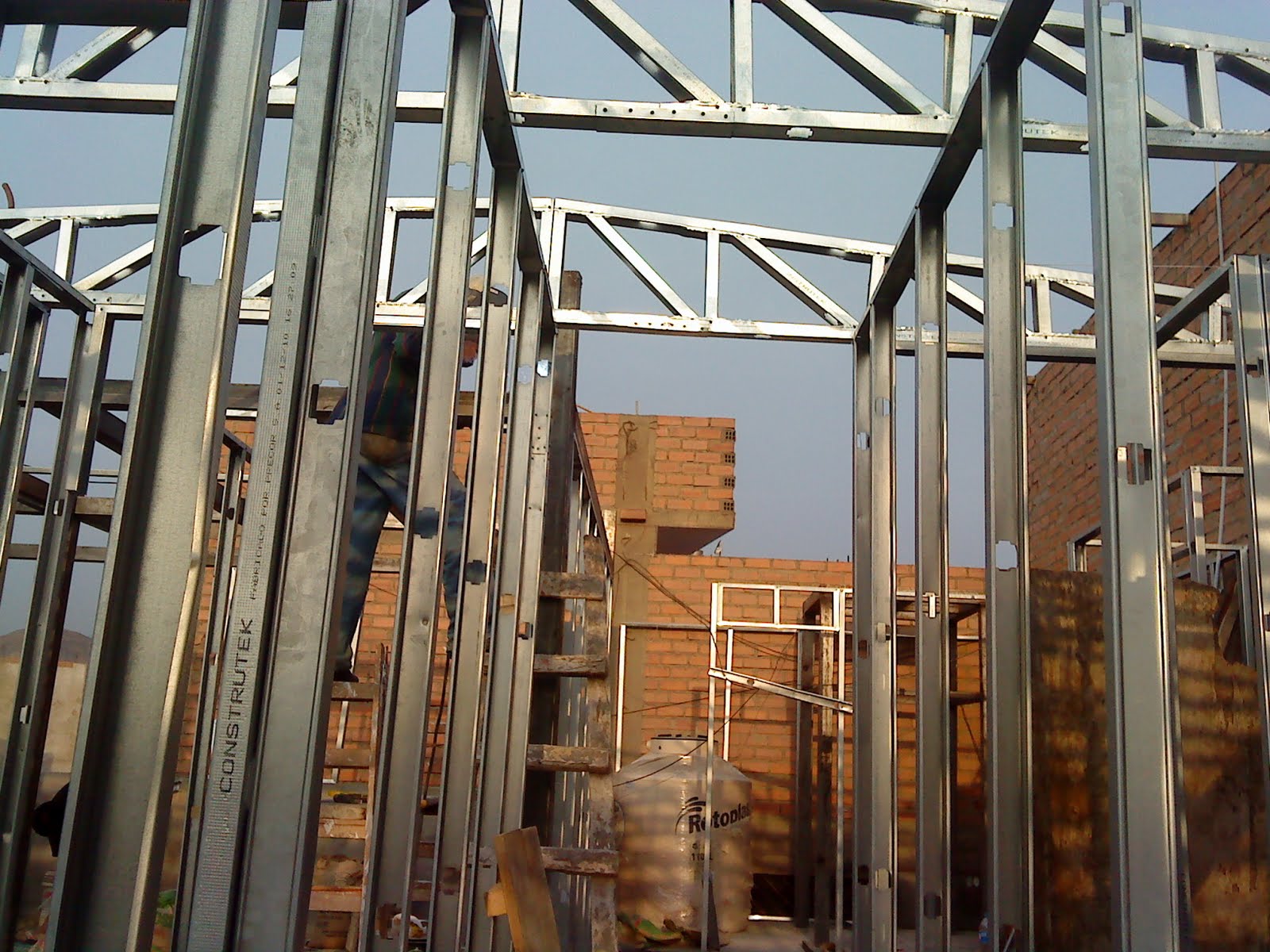 CIELO RASO BALDOSA DRYWALL: SMP MINIDEPARTAMENTO / paredes drywall