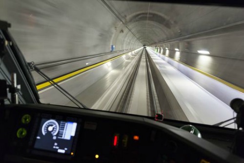 WORLD´S LONGEST RAIL TUNNEL