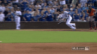 072515_hou_correa_play_lo_1pxf3qh4.gif