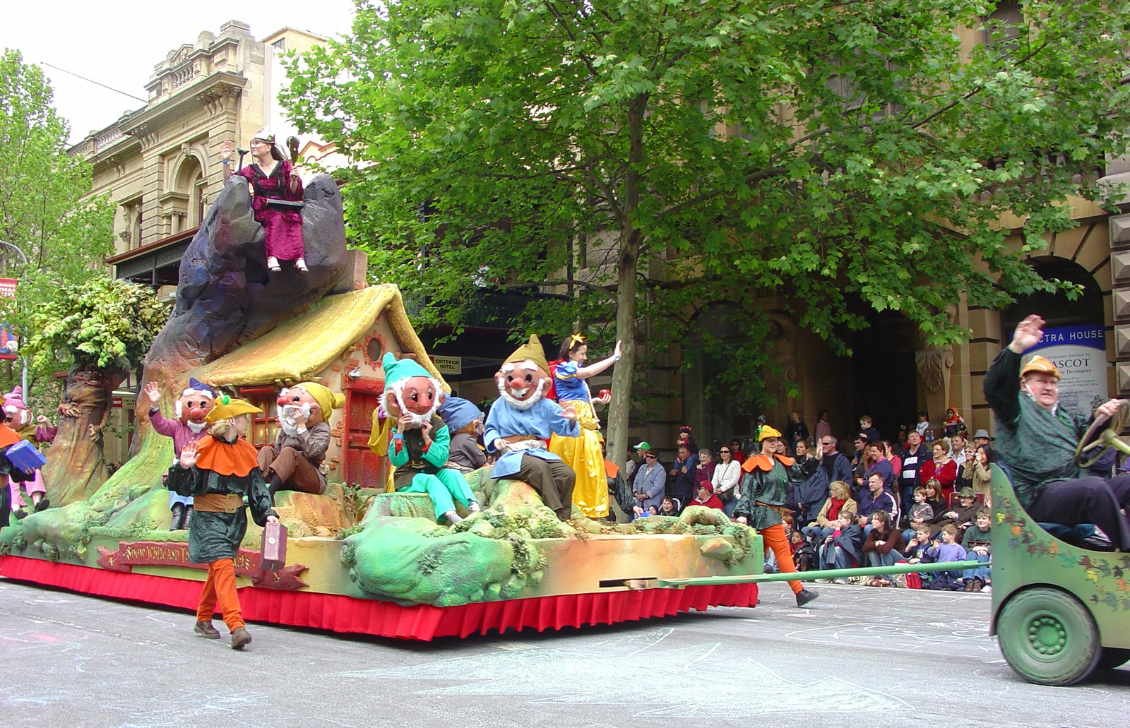 Coleman northstar instant up 4 lighted darkroom tent Filmic Light - Snow White Archive: Snow White at the Adelaide Xmas Pageant