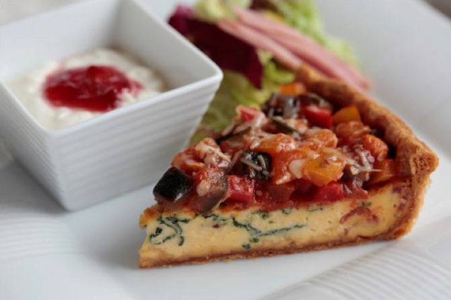 Mid December special breakfast menu: vegetable quiche that reminds you of Christmas