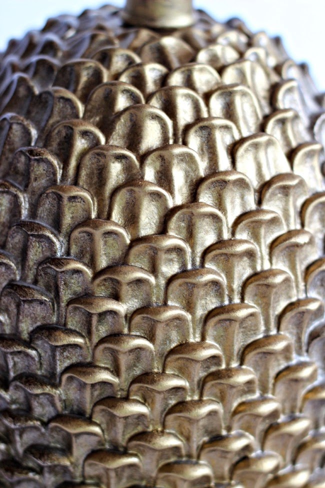 BRIGHTENING UP MUTED GOLD SPRAY PAINT OR RUB 'N BUFF? Dimples and