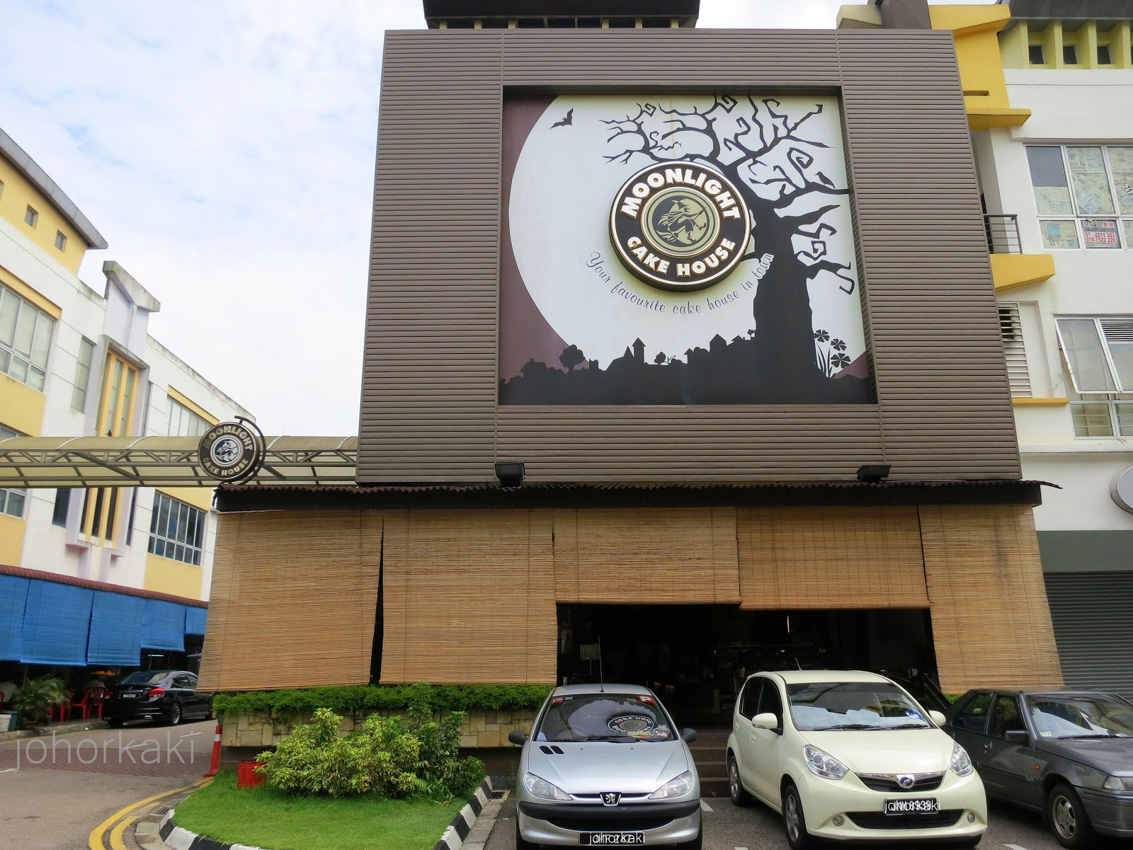 Designer Fondant Cakes by Moonlight Cake House in Johor Bahru Johor