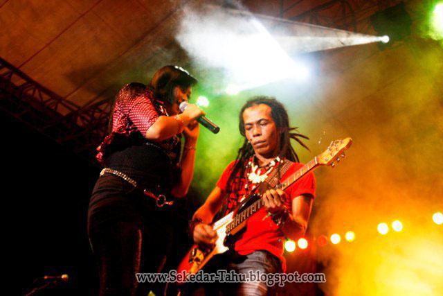 http://4.bp.blogspot.com/-wwoQ3uDjGDQ/TXku9bErOcI/AAAAAAAADpA/jwhdi_AXE3w/s1600/manggung%2B5.jpg