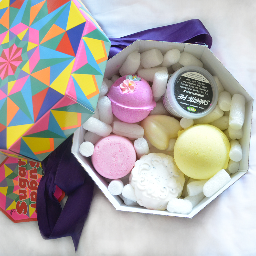 Lush Haul and Review Sugar Sugar Gift Box Video TESSA HOLLY