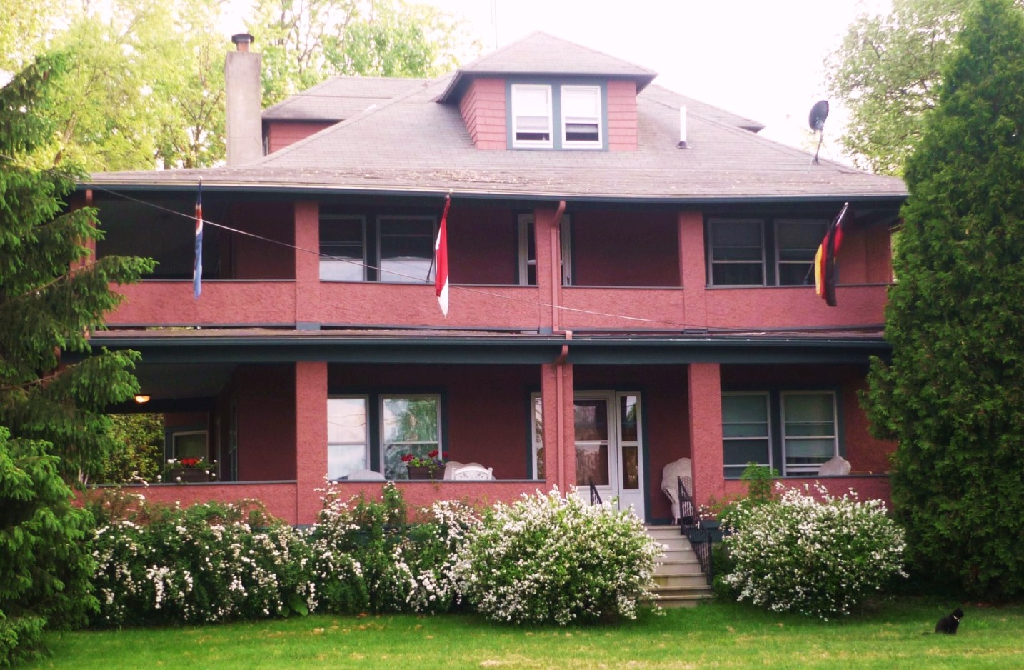 Historic 1922 Starkey House Bed A Seneca Lake Bed and Breakfast 1922