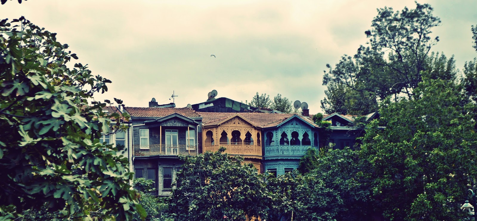 ÜSKÜDAR’DA YAŞAMAK vol.1 KUZGUNCUKküçük ayrıntılar ile eski ve güzel