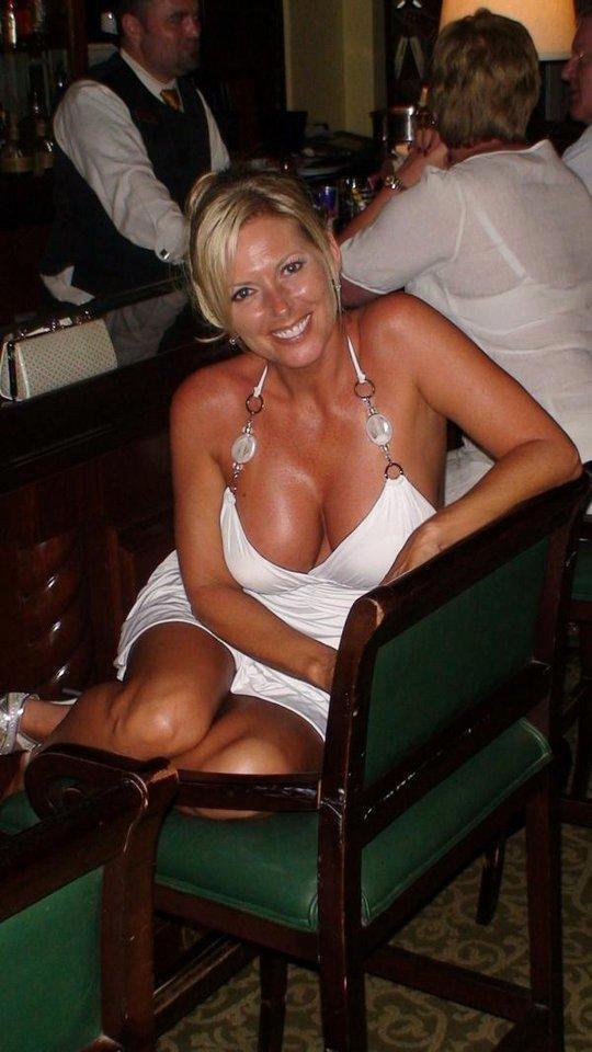Hot Wife Dating