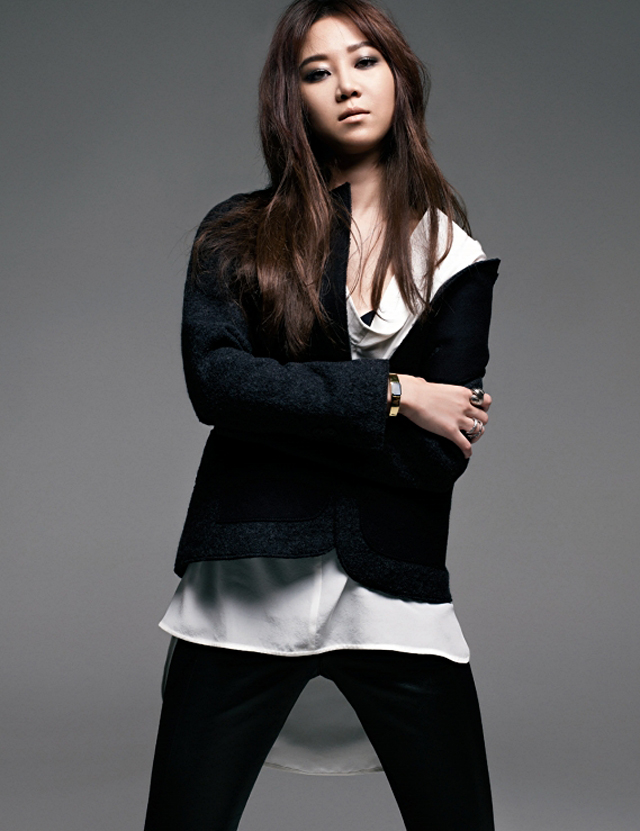 Han Ga In for Marie Claire and Gong Hyo Jin for Harper's BAZAAR