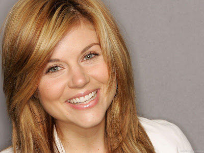Tiffani Thiessen Wallpaper Tiffani Thiessen Hollywood Actress Glamour Wallpaper-1600x1200-06
