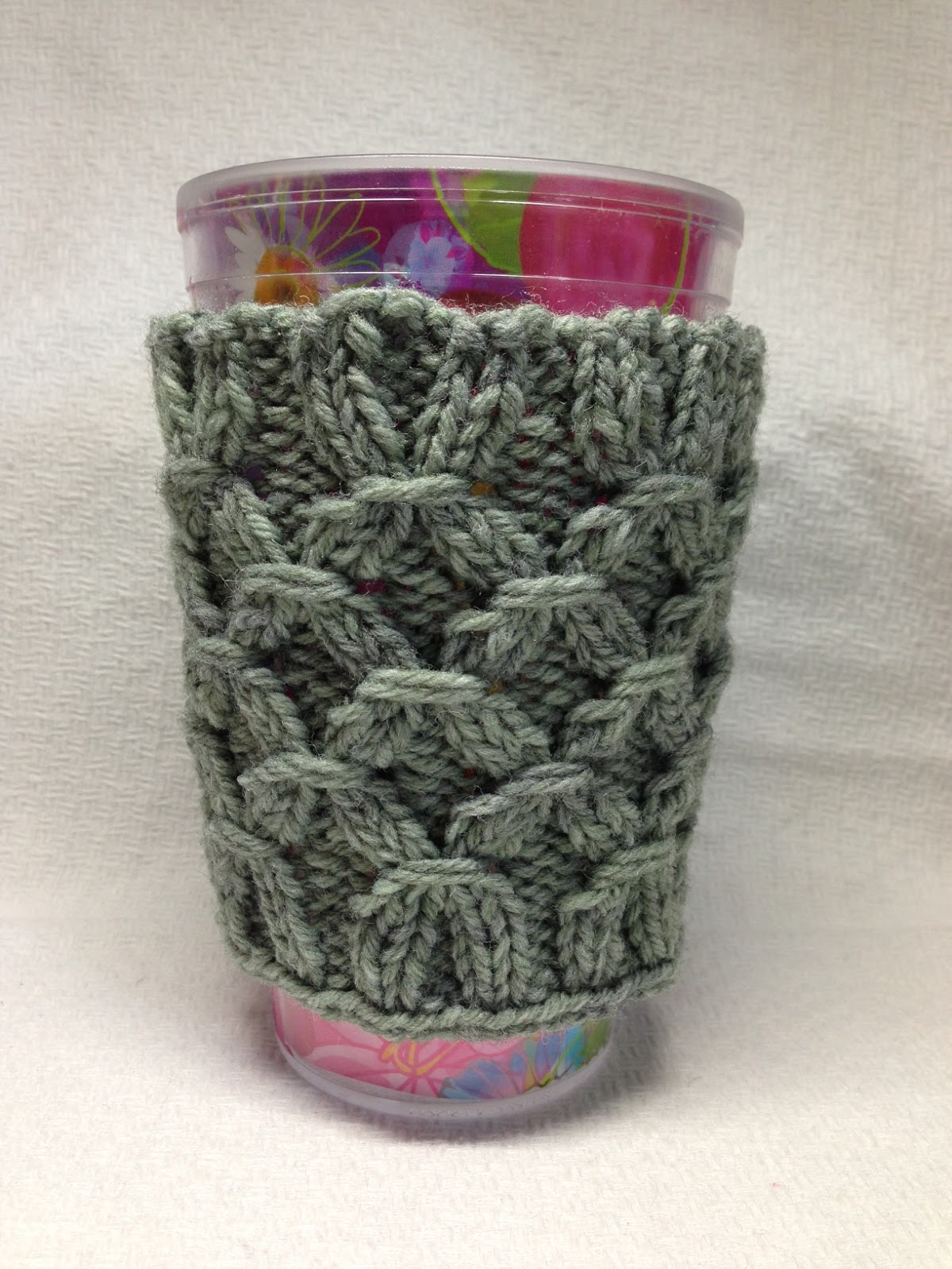 How to knit a Smocked Mug iKNITS