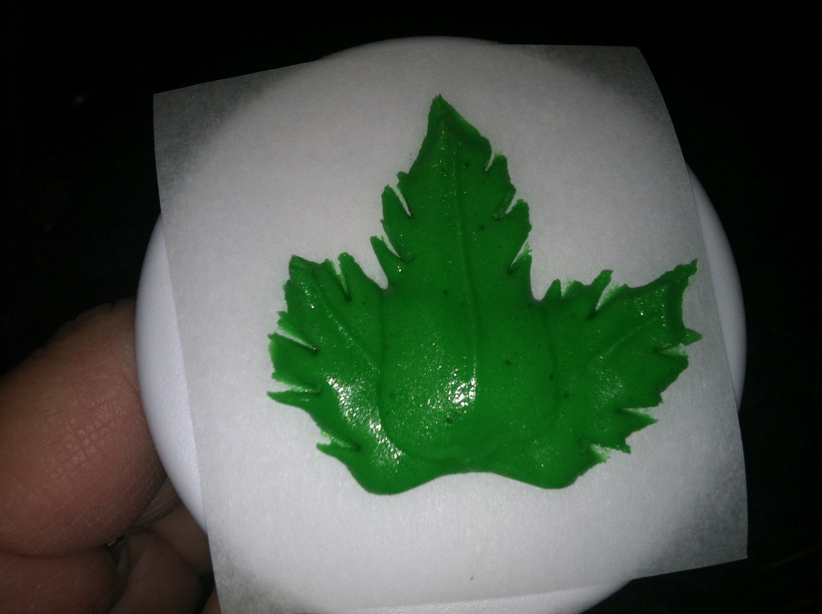 The Iced Queen Royal Icing Maple Leaf
