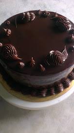 ROYALE MOUSSE CHOCOLATE CAKE