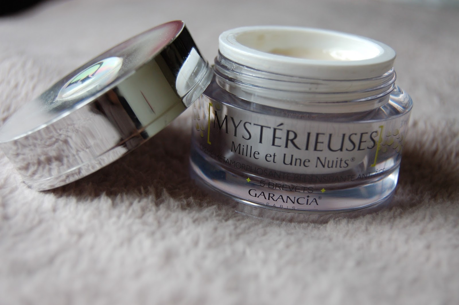 Mystérieuses Mille et Une Nuits - Garancia Mystérieuses-Mille-et-Une Nuits-Garancia-crème-nuit-hydratante