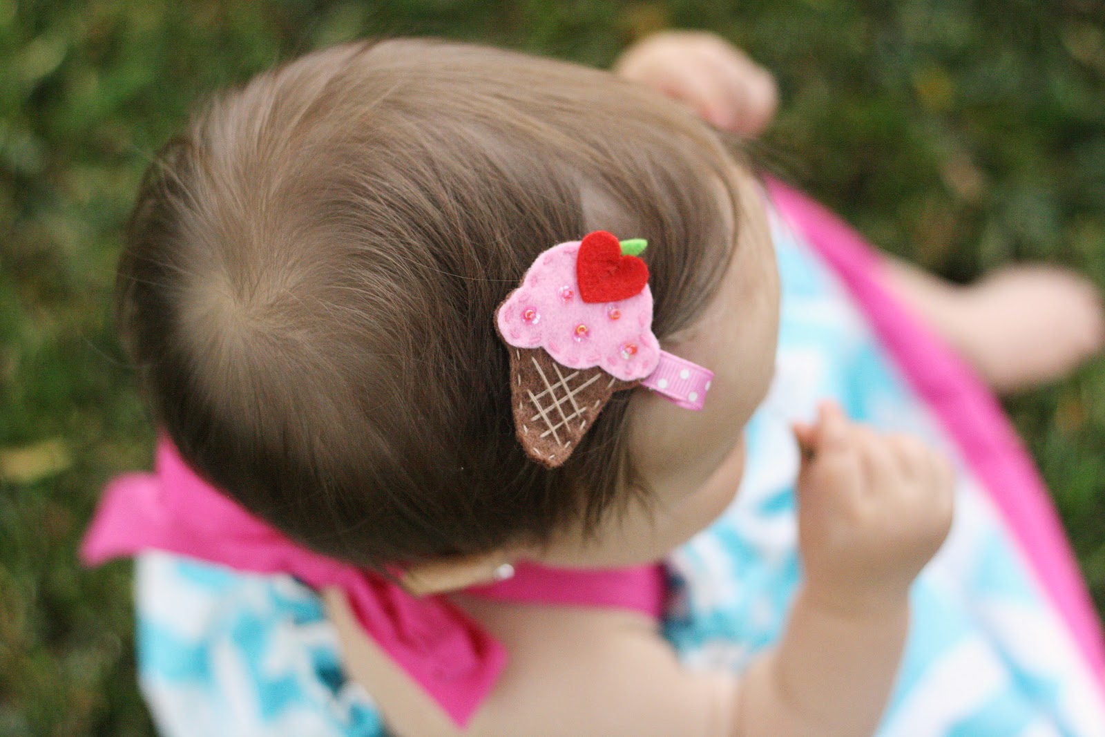 This isn�t a tutorial, just a hair pin I saw and decided I