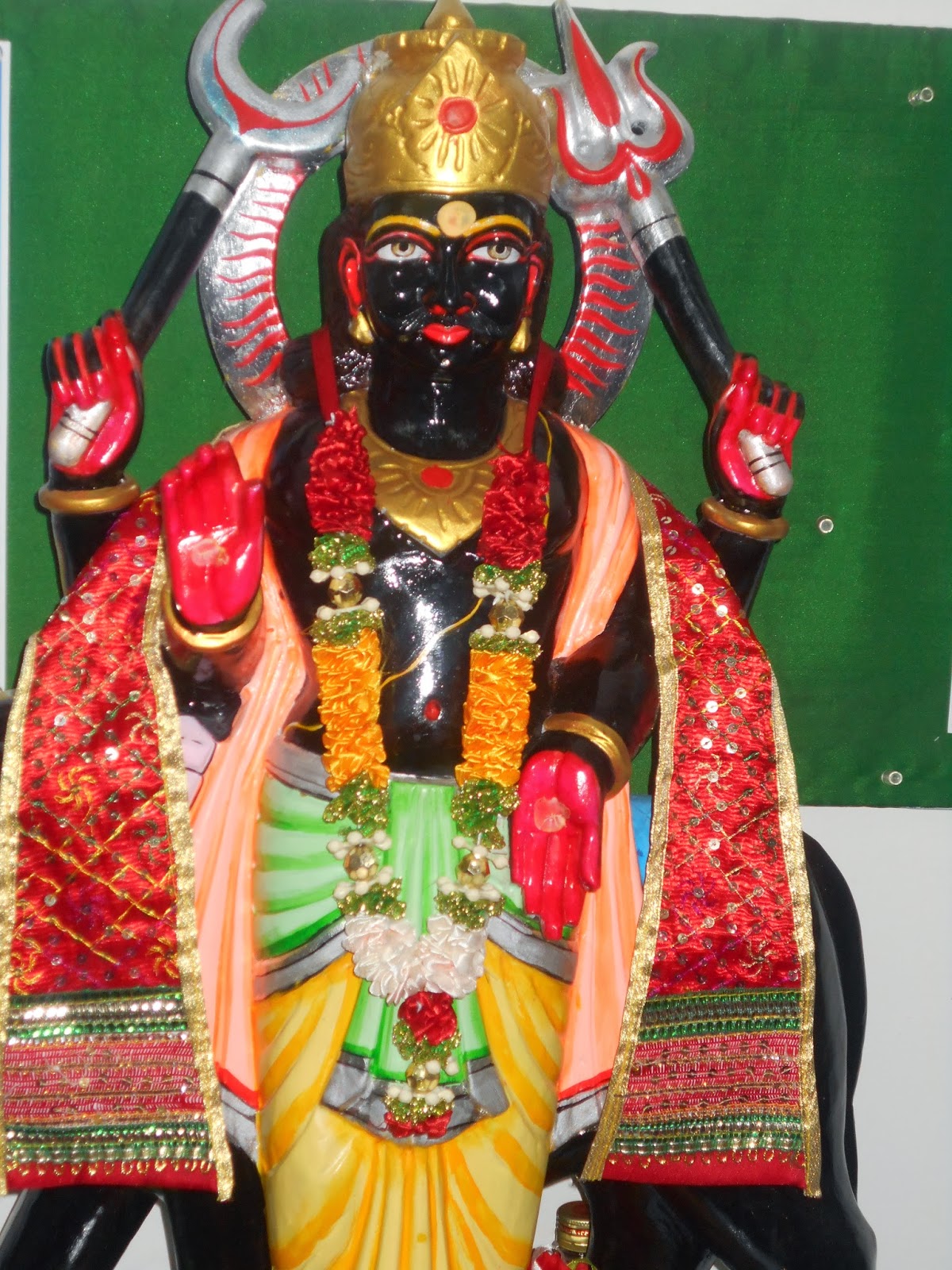 Shani Dev: Shani Mandir, Shani Temple, Shani Mantra