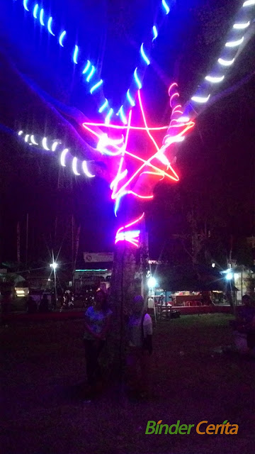 Pernak-Pernik Cahaya Malam di Taman Kota Baturaja Baturaja, Palembang, Sumatera Selatan, Taman Pelangi