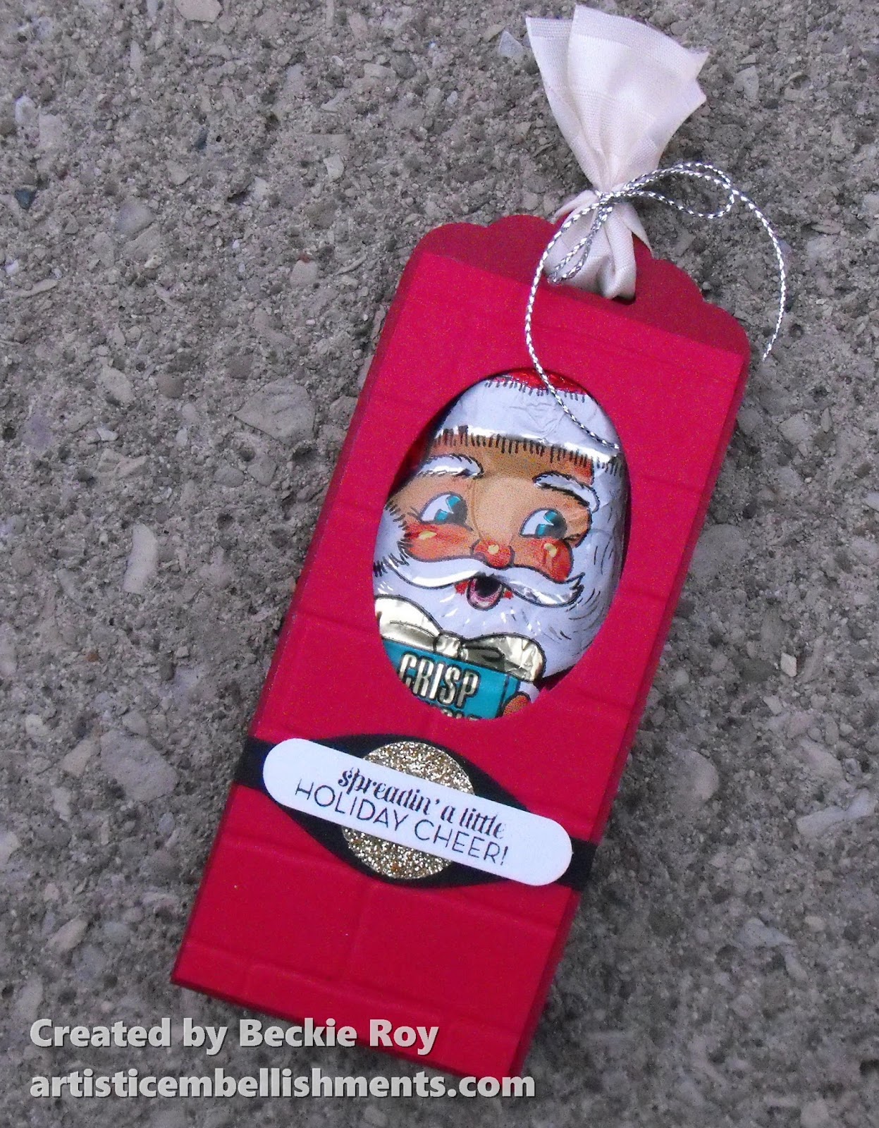 Artistic Embellishments Scallop Tag Topper Crisp Kringle Treat Holder