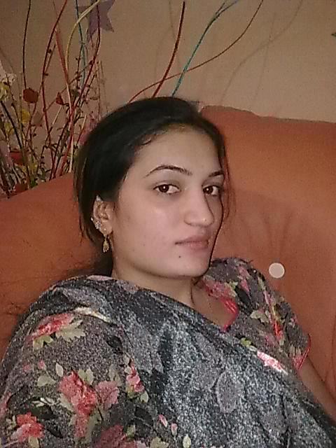 Desi-Anti-and-Girls ... Desi Anti Personal Masti Photos, Desi anti Masti Photos Wallpapers
