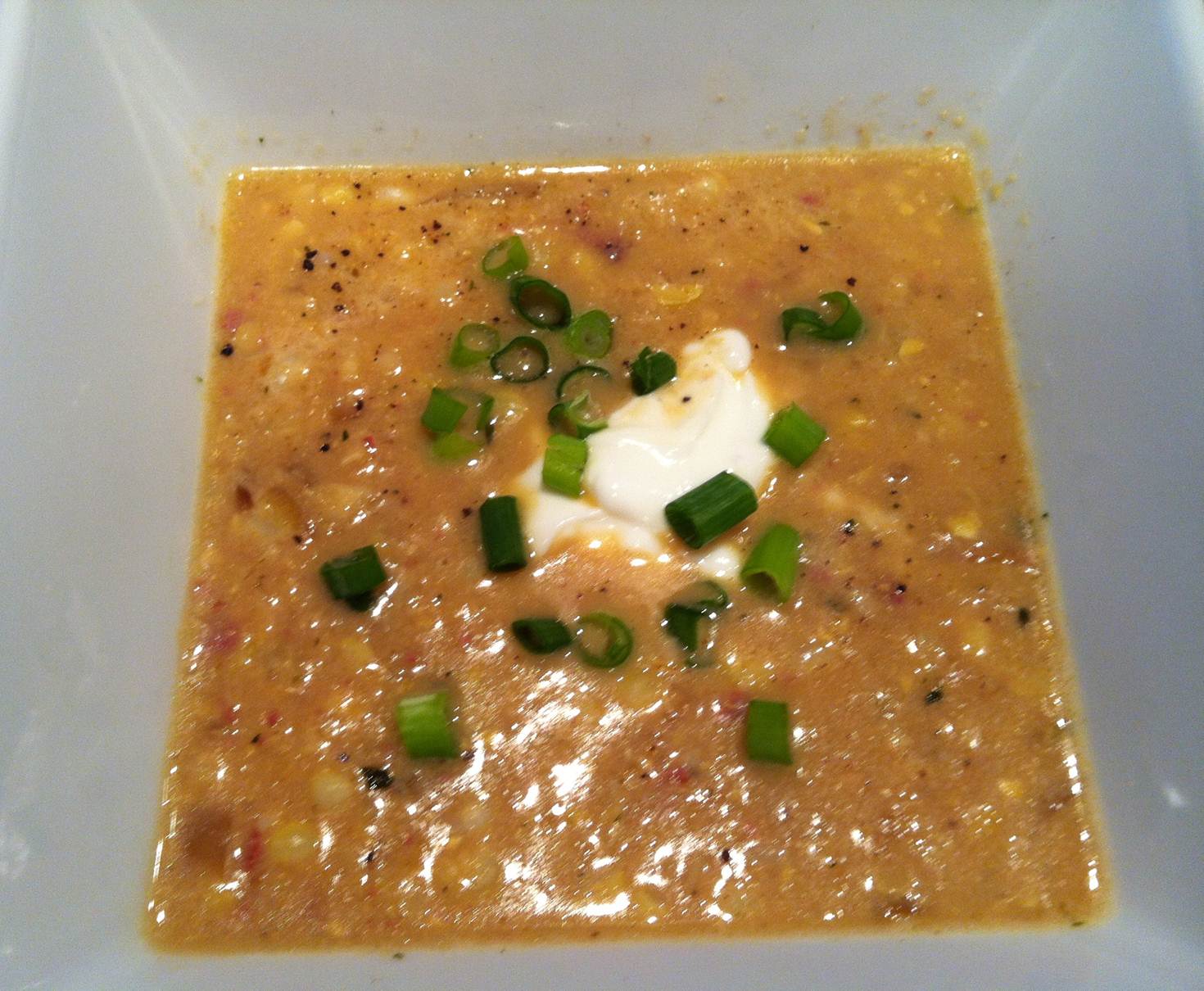 http://4.bp.blogspot.com/-x7RUmTUp0gU/UAynO1VHP8I/AAAAAAAAAoE/_fkR47dYL_Q/s1600/gwyneth+paltrow+cookbook+corn+chowder.jpg
