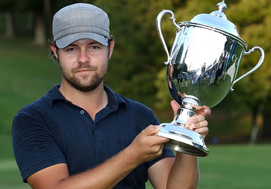 RUJAX CAMPOR Ryan Moore Professional Golfer