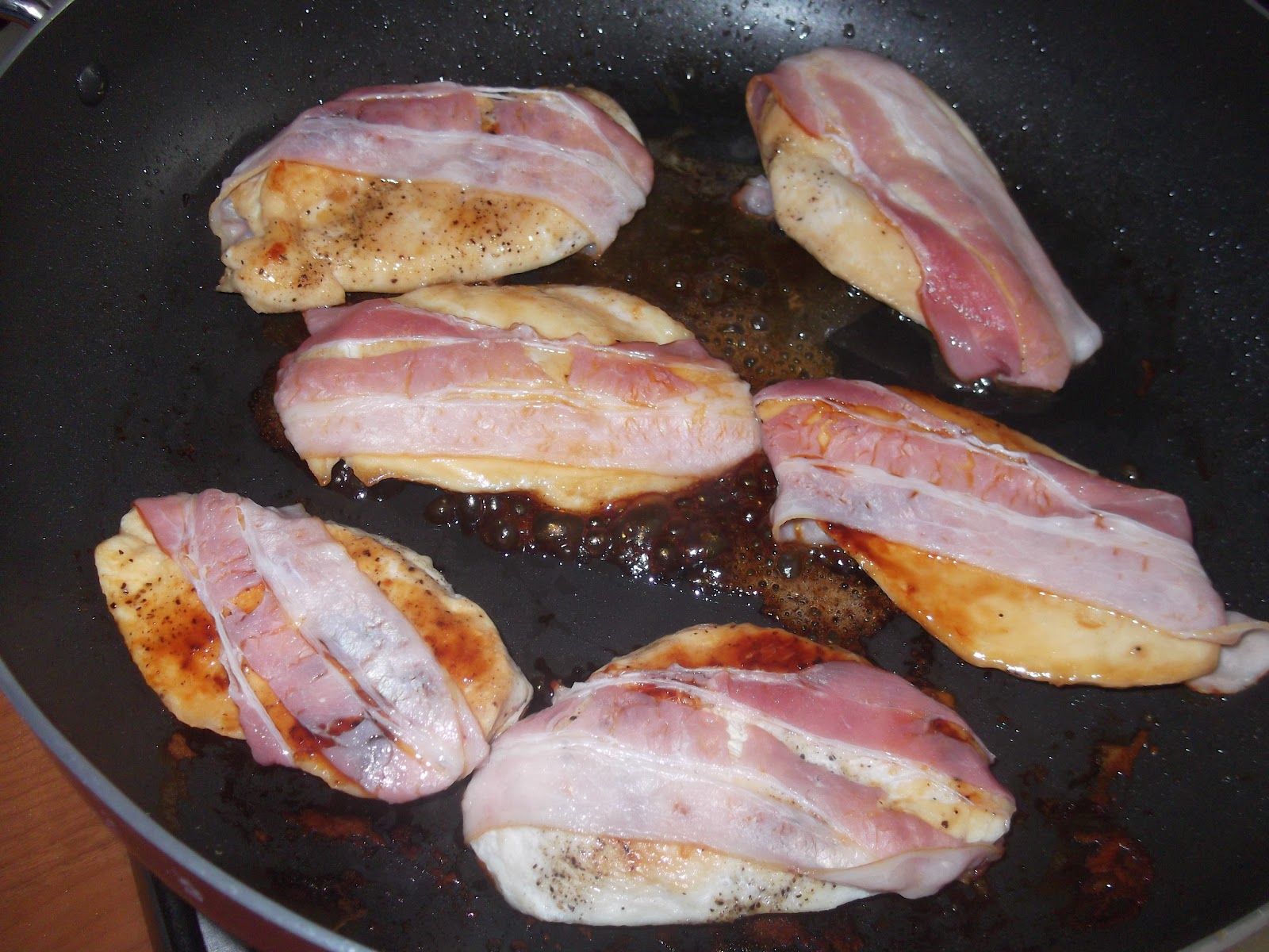 Mummy, what's for dinner? Chicken breast with Maple Syrup and Bacon
