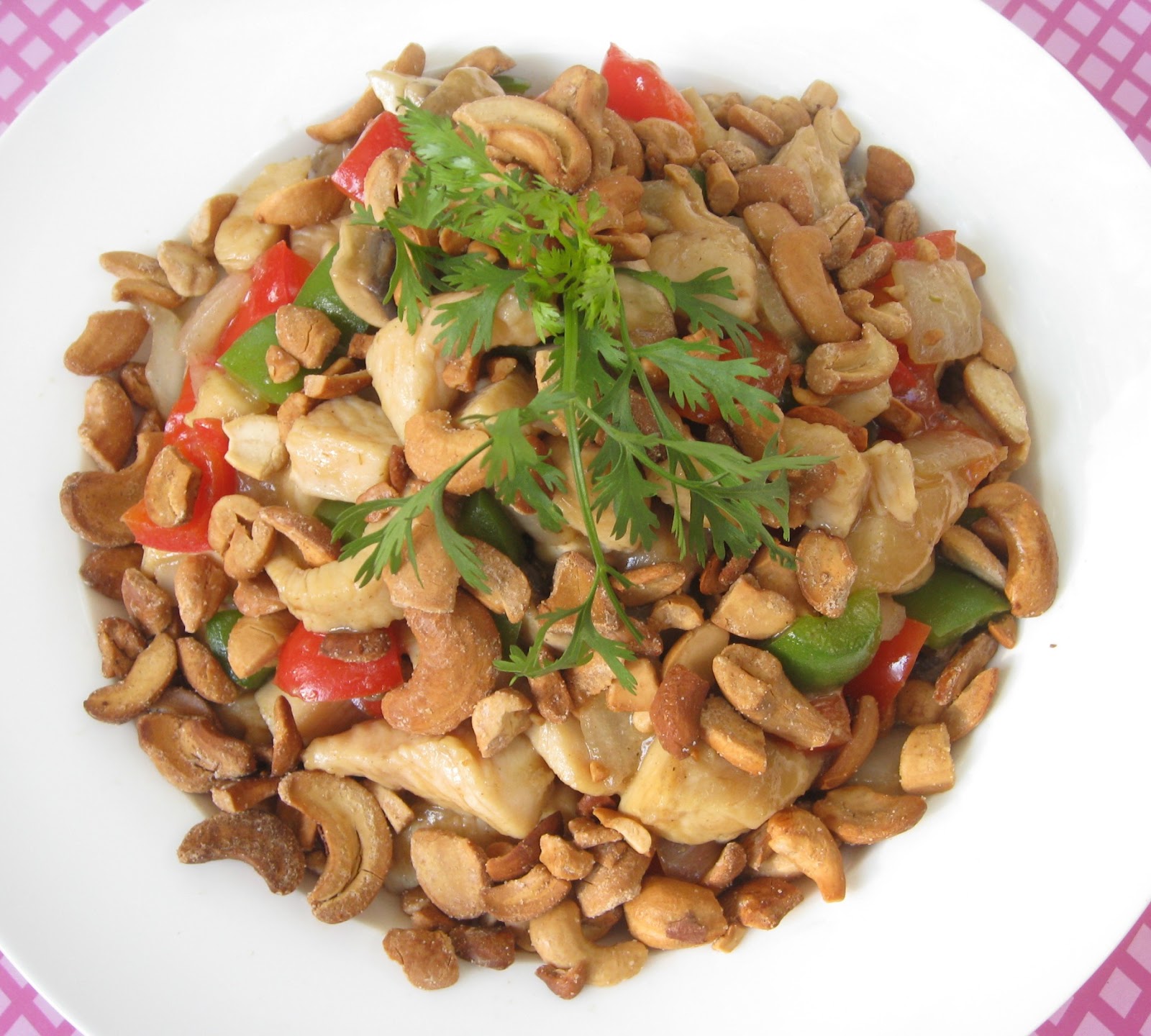 My Asian Kitchen Stirfry White Meat Chicken with CashewNut