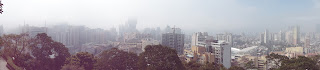 Panoramica de Macao con nubes Macau skyline with some clouds