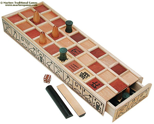 Nanie's World: Senet: um dos mais antigos jogos de tabuleiro do mundo