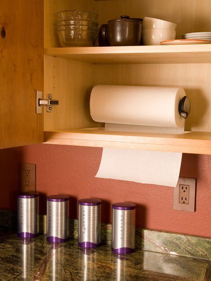 Kitchen Details: Out-of-Sight Paper Towel Holder